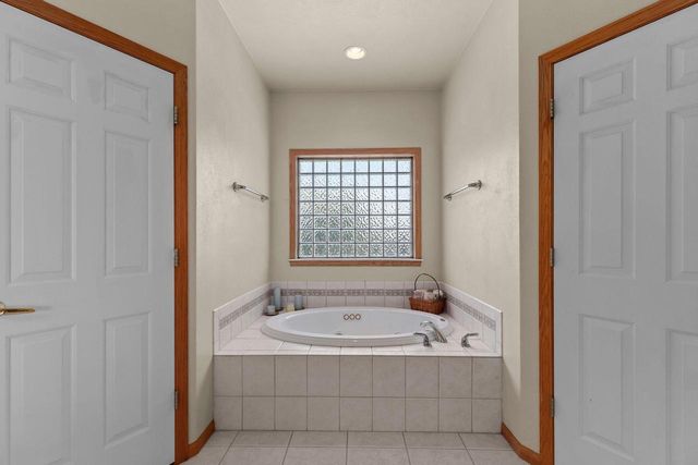 2282 WILLOW WAY DRIVE, Oshkosh, WI 54904