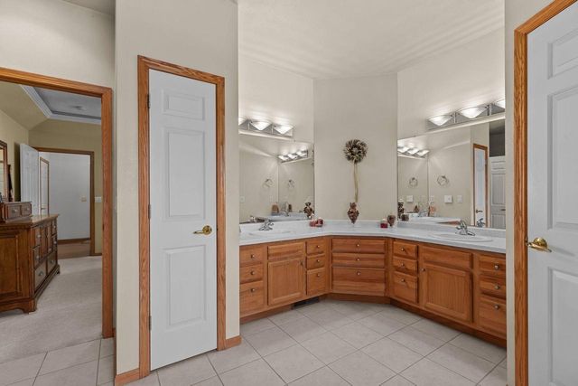 2282 WILLOW WAY DRIVE, Oshkosh, WI 54904