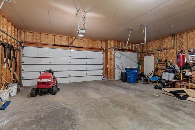 2282 WILLOW WAY DRIVE, Oshkosh, WI 54904