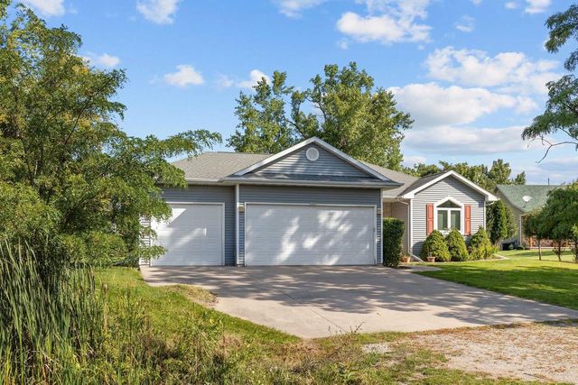 2282 WILLOW WAY DRIVE, Oshkosh, WI 54904