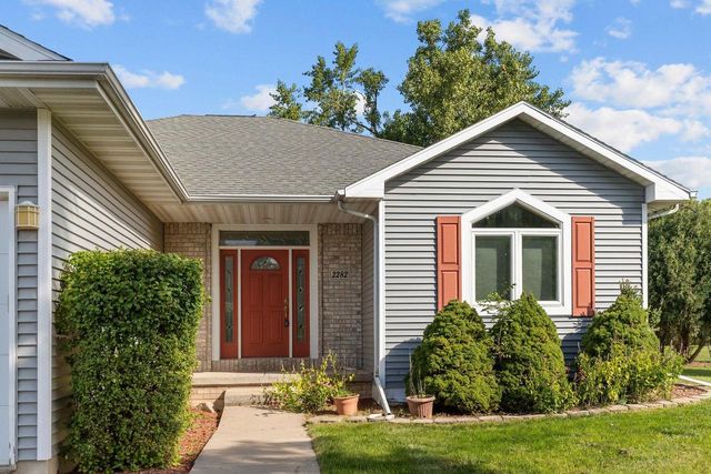 2282 WILLOW WAY DRIVE, Oshkosh, WI 54904