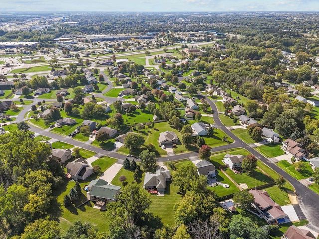 2282 WILLOW WAY DRIVE, Oshkosh, WI 54904