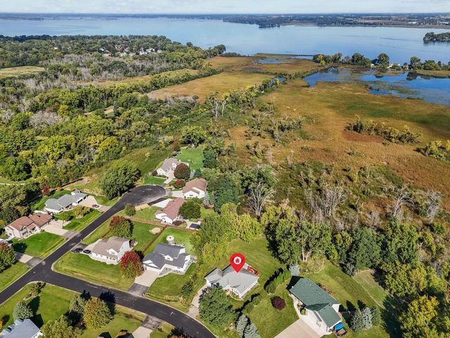 2282 WILLOW WAY DRIVE, Oshkosh, WI 54904