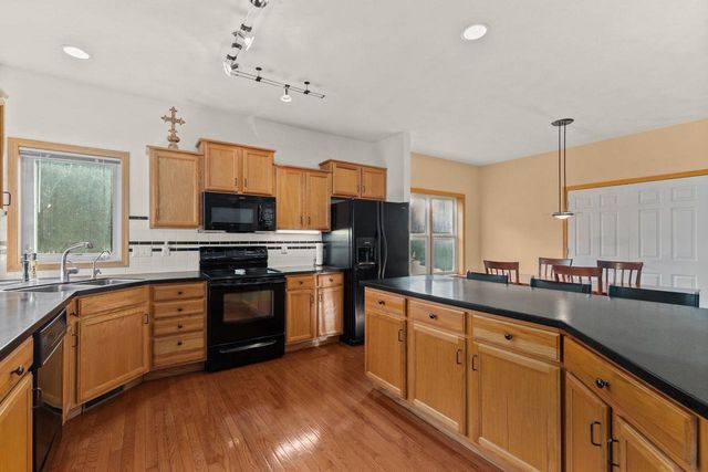 2282 WILLOW WAY DRIVE, Oshkosh, WI 54904