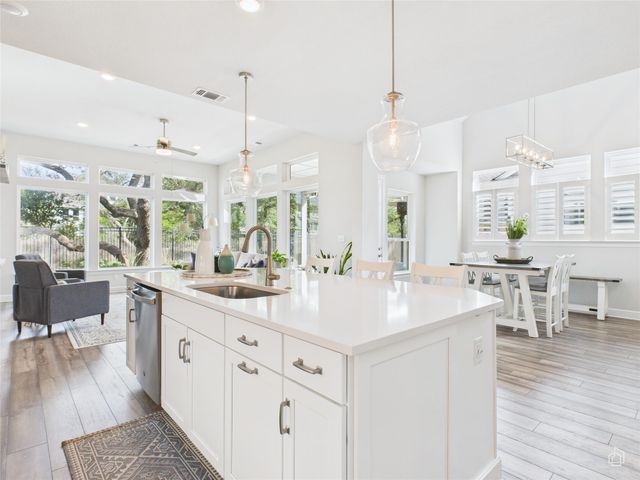 378 Moonlit Stream PASS, Dripping Springs, TX 78620