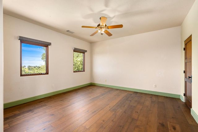 10000 Quail Hill Dr, Newcastle, CA 95658