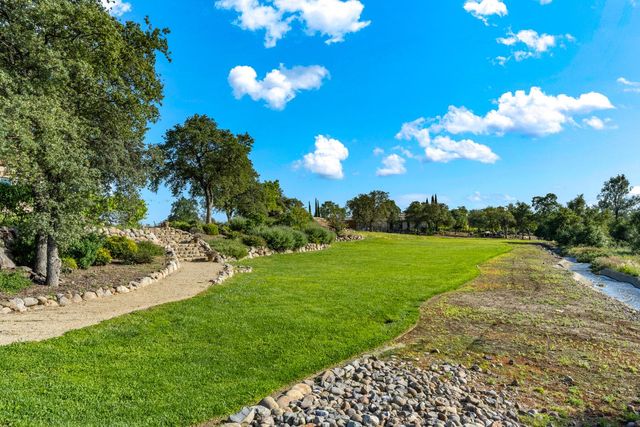 10000 Quail Hill Dr, Newcastle, CA 95658