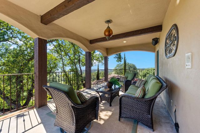10000 Quail Hill Dr, Newcastle, CA 95658