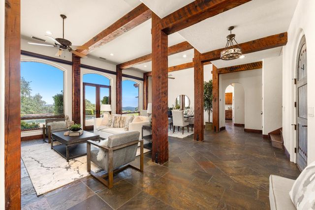 10000 Quail Hill Dr, Newcastle, CA 95658
