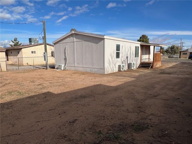3678 E Canary Lane, Kingman, AZ 86409