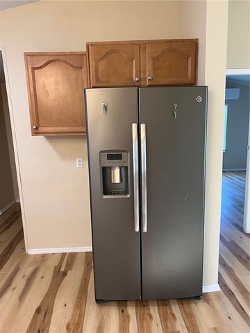 3678 E Canary Lane, Kingman, AZ 86409