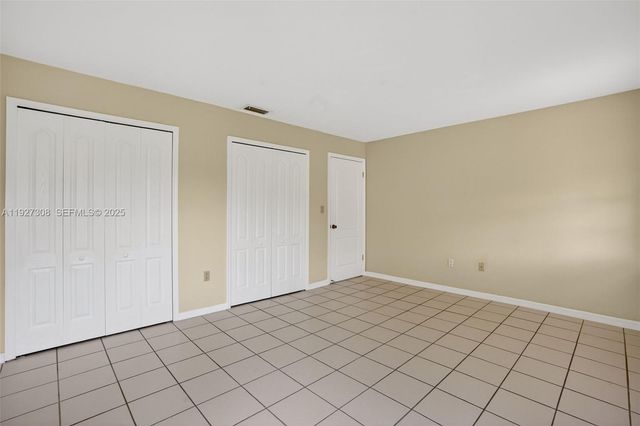 15591 SW 45th Ter, Miami, FL 33185