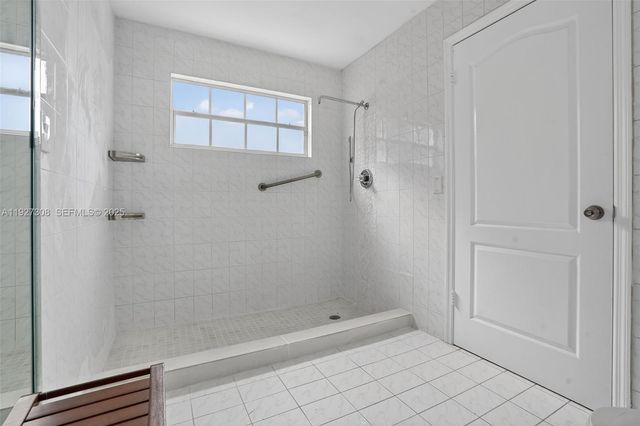 15591 SW 45th Ter, Miami, FL 33185