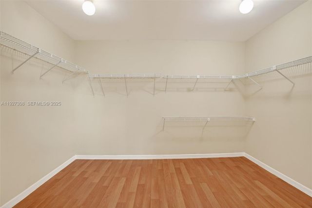 15591 SW 45th Ter, Miami, FL 33185