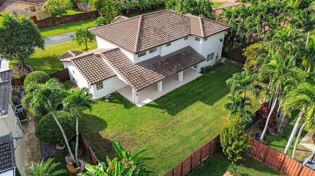 15591 SW 45th Ter, Miami, FL 33185