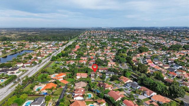 15591 SW 45th Ter, Miami, FL 33185