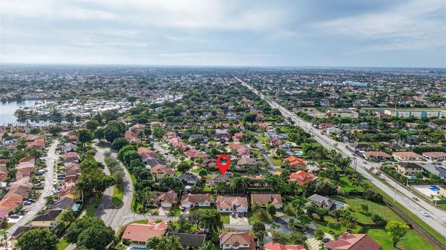 15591 SW 45th Ter, Miami, FL 33185