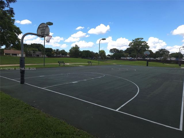 15591 SW 45th Ter, Miami, FL 33185