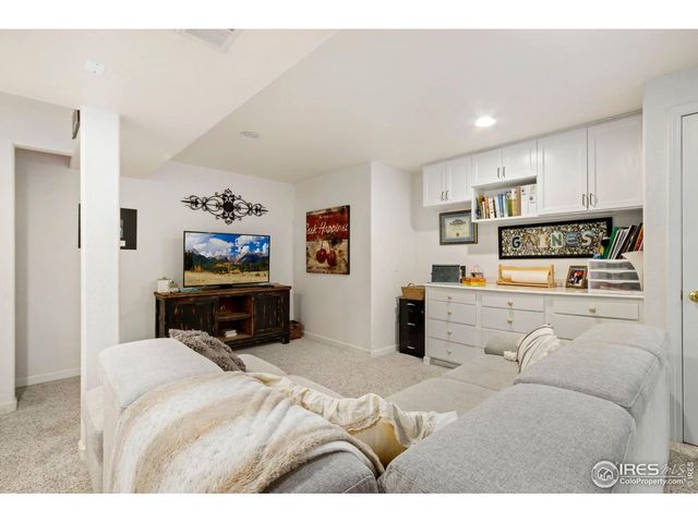 122 Cobble Ct, Windsor, CO 80550