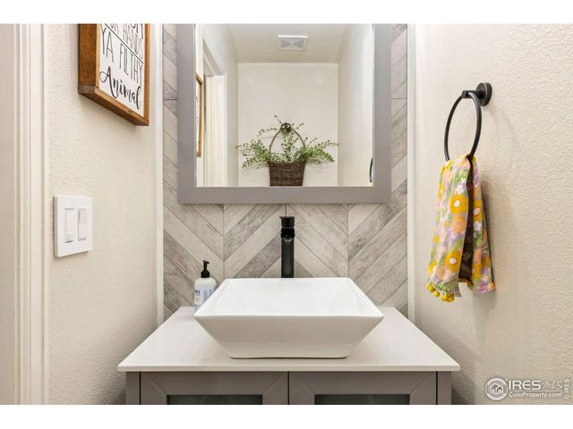 122 Cobble Ct, Windsor, CO 80550