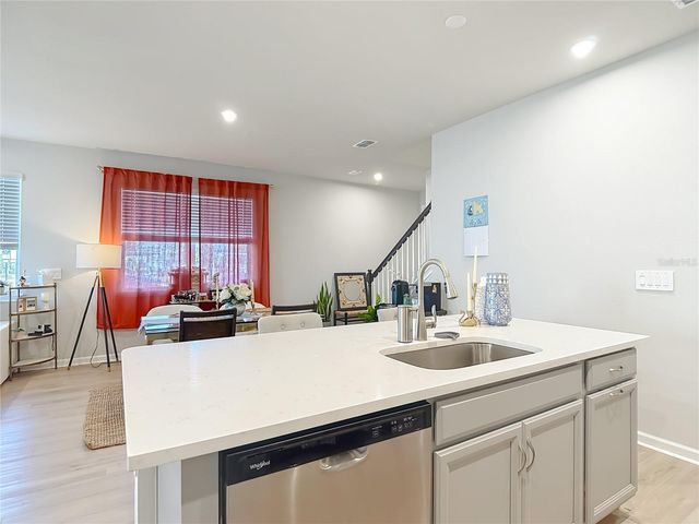 19219 BLUE POND DRIVE, Lutz, FL 33558