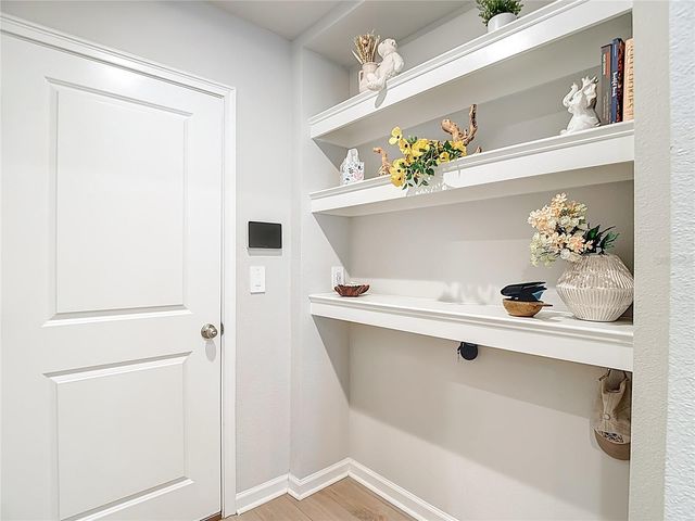 19219 BLUE POND DRIVE, Lutz, FL 33558