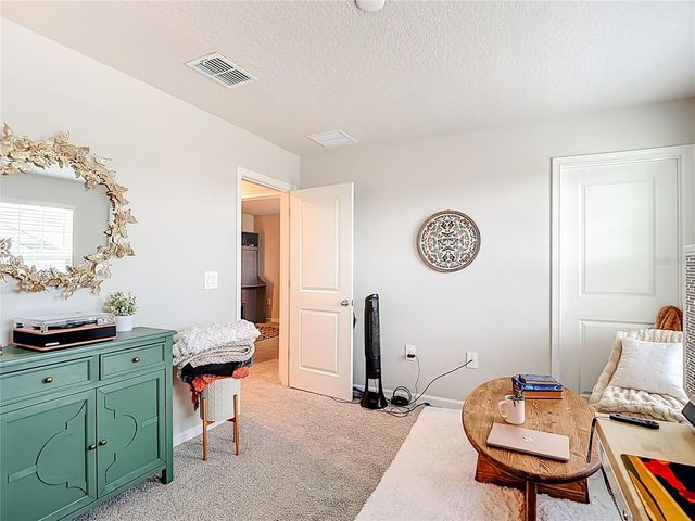 19219 BLUE POND DRIVE, Lutz, FL 33558