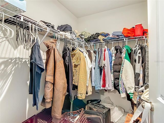 19219 BLUE POND DRIVE, Lutz, FL 33558