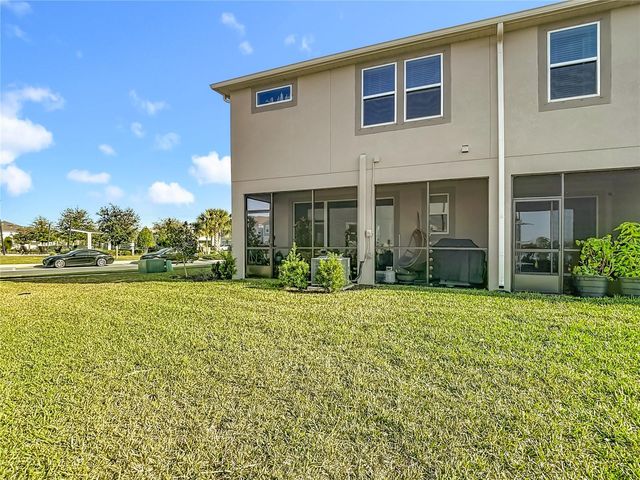 19219 BLUE POND DRIVE, Lutz, FL 33558