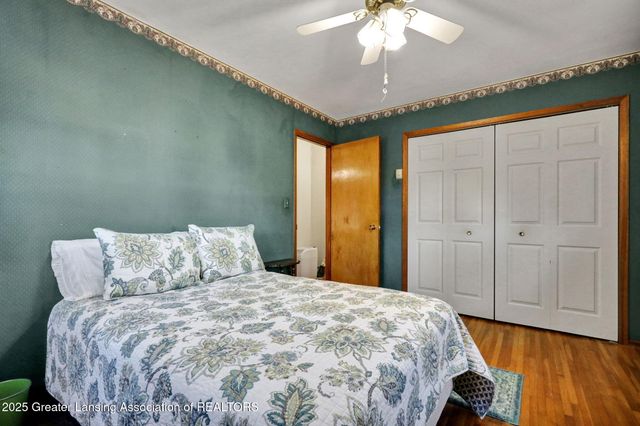 1037 W Main Street, Grand Ledge, MI 48837