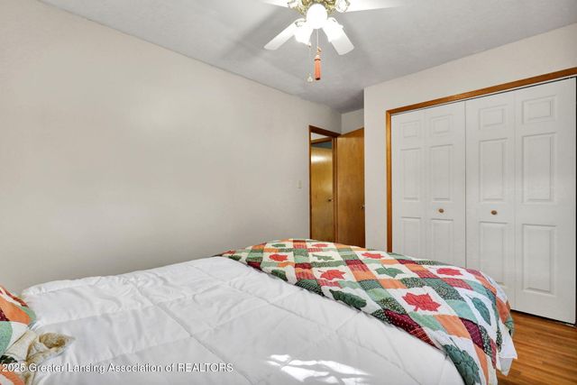 1037 W Main Street, Grand Ledge, MI 48837