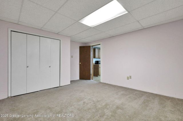 1037 W Main Street, Grand Ledge, MI 48837