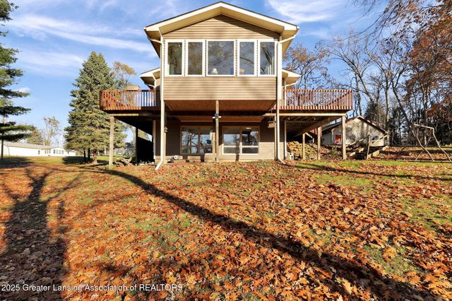 1037 W Main Street, Grand Ledge, MI 48837