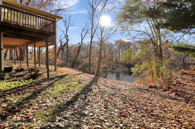 1037 W Main Street, Grand Ledge, MI 48837