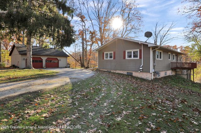 1037 W Main Street, Grand Ledge, MI 48837