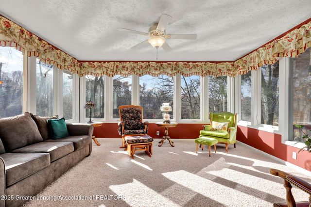 1037 W Main Street, Grand Ledge, MI 48837