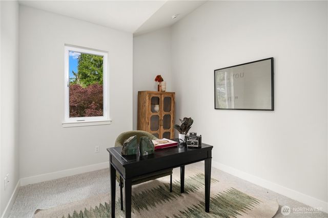 106 29th Avenue E, Seattle, WA 98112