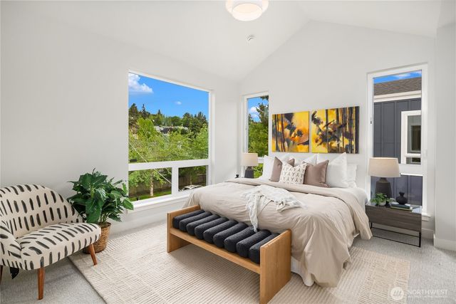 106 29th Avenue E, Seattle, WA 98112