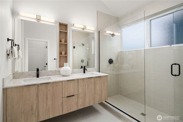 106 29th Avenue E, Seattle, WA 98112