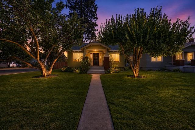3828 N E St, Spokane, WA 99205