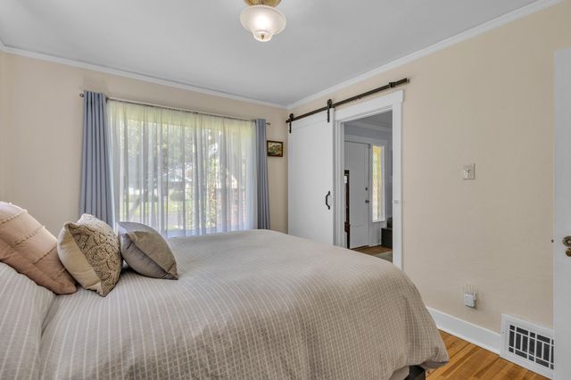 3828 N E St, Spokane, WA 99205