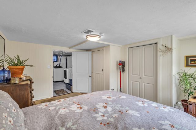 3828 N E St, Spokane, WA 99205