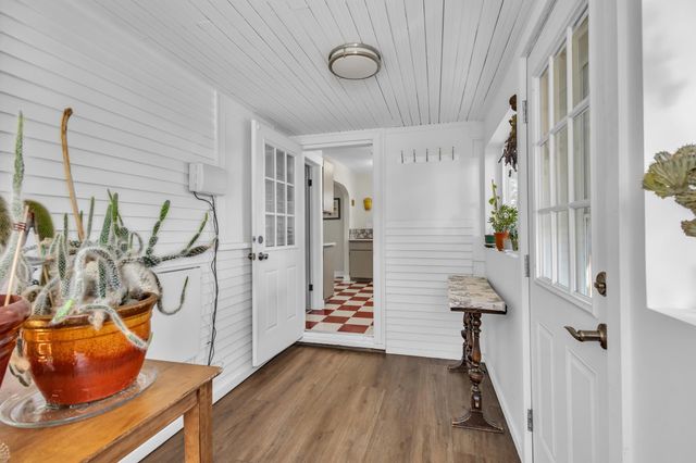 3828 N E St, Spokane, WA 99205