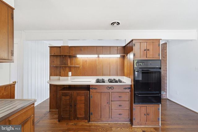 835 BOWIE RD, Rockville, MD 20852