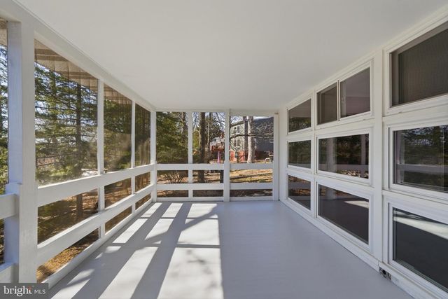 835 BOWIE RD, Rockville, MD 20852