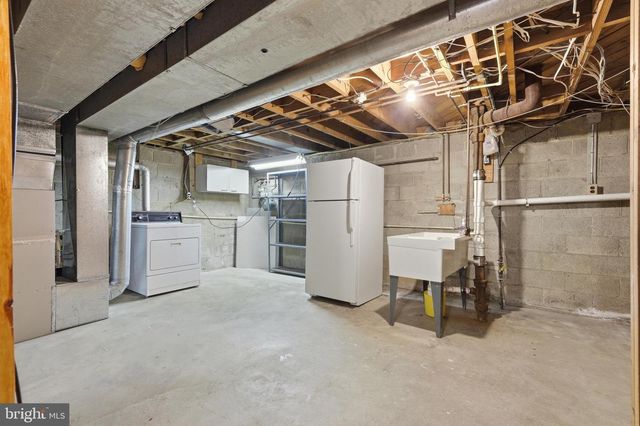 835 BOWIE RD, Rockville, MD 20852