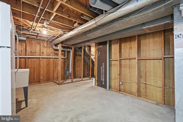 835 BOWIE RD, Rockville, MD 20852