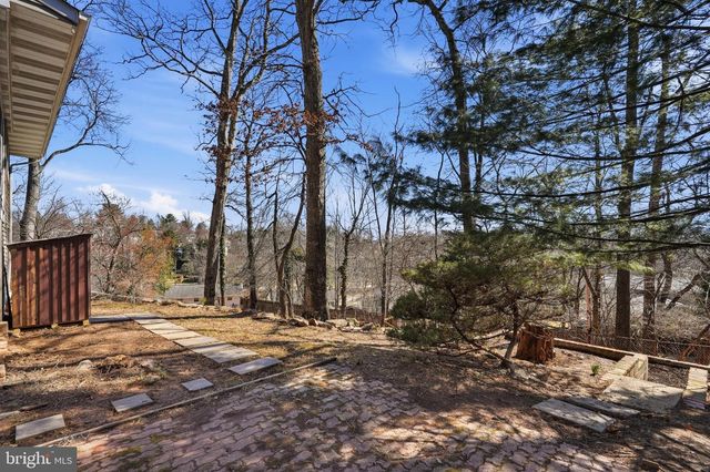 835 BOWIE RD, Rockville, MD 20852