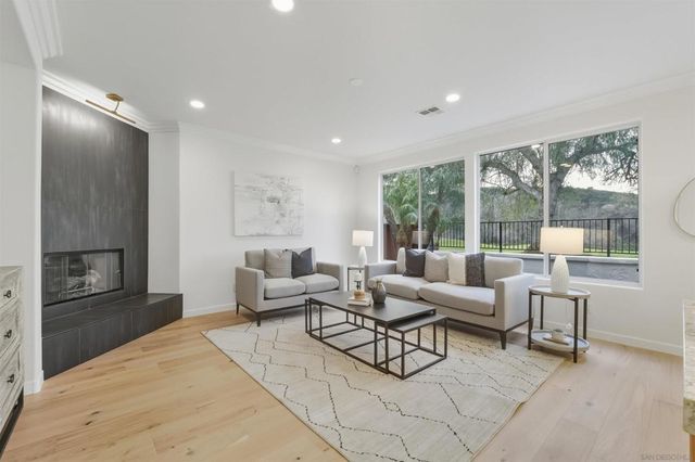 564 Golf Glen Dr, San Marcos, CA 92069