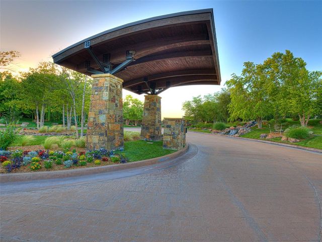5541 Harper Creek Trail, Edmond, OK 73034